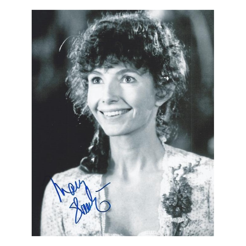 Mary STEENBURGEN Autograph