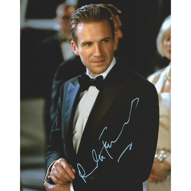 Ralph FIENNES Autograph