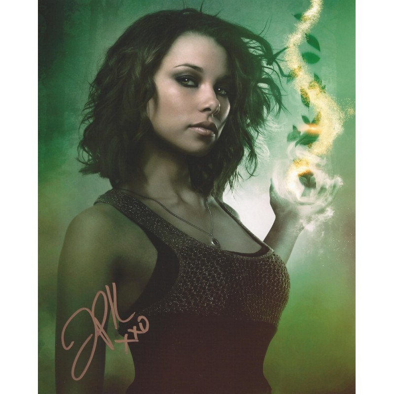 Jessica Parker Kennedy Autograph