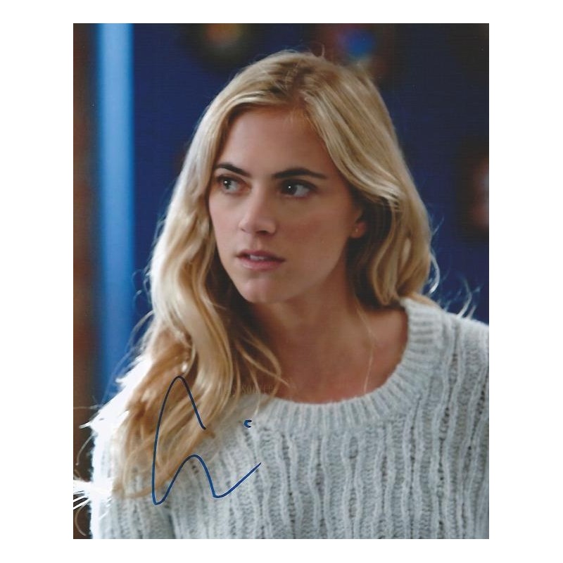 Emily Wickersham le personnage du pont