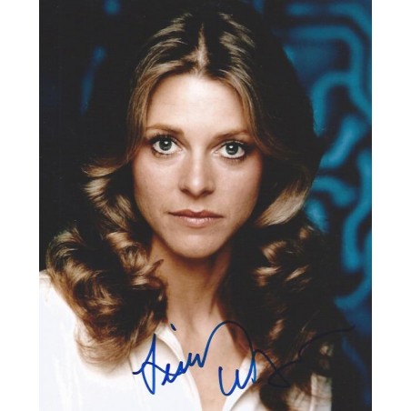 Lindsay WAGNER Autograph