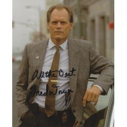 Fred DRYER autograph