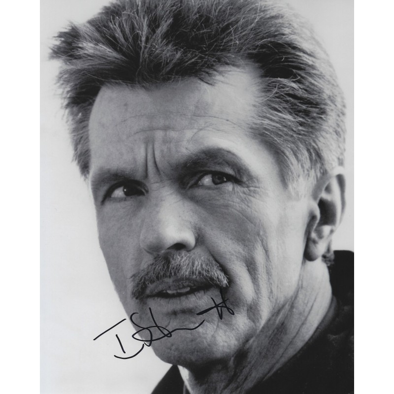 Tom SKERRITT autograph