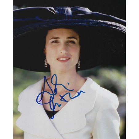 Andie MACDOWELL autograph