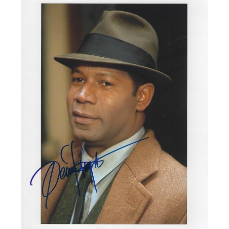 Dennis HAYSBERT autograph