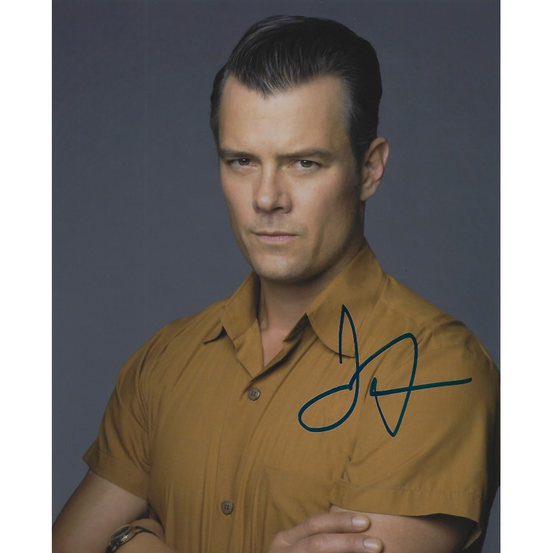 Josh DUHAMEL autograph