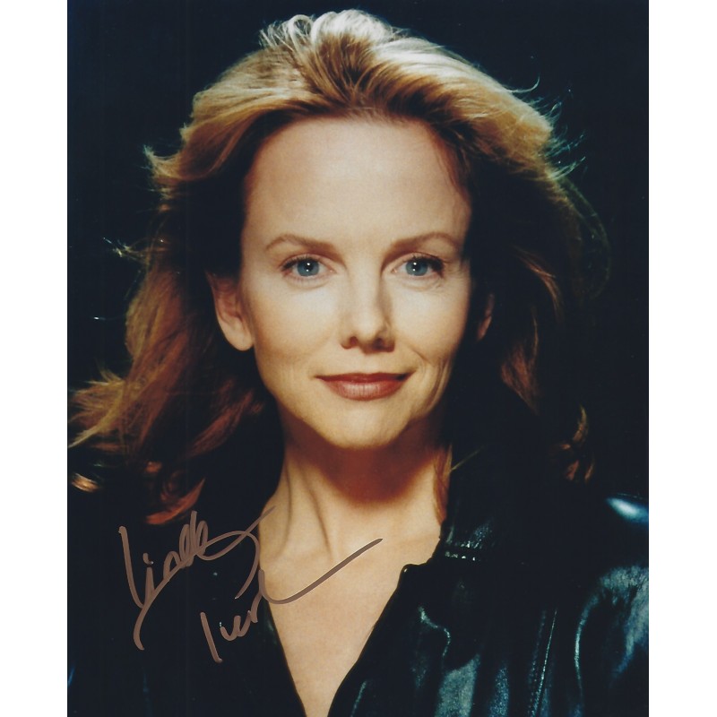 Linda PURL autograph