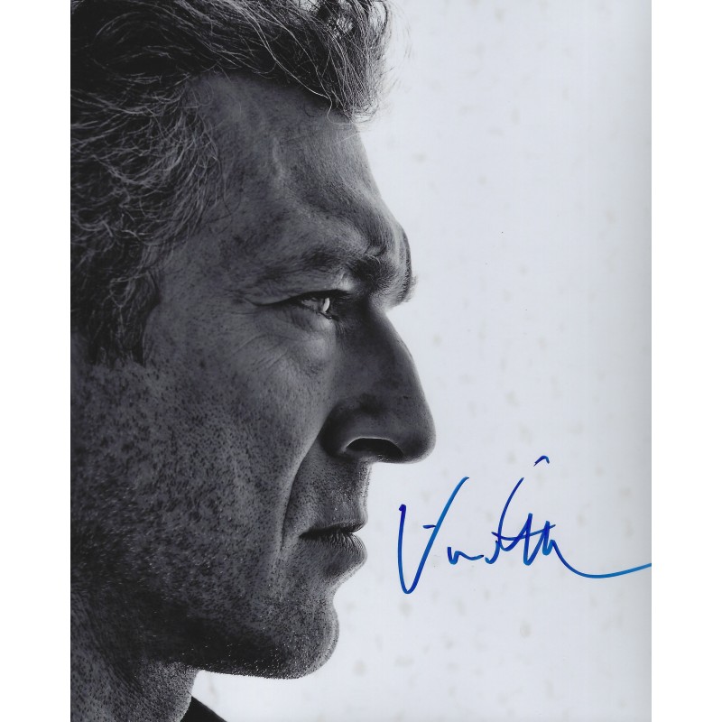 Vincent CASSEL autograph